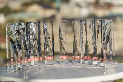 Jaguar Land Rover triumphs at Autonis awards with three best design trophies