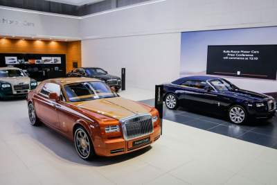 Rolls-Royce rolls out special bespoke models at Dubai show