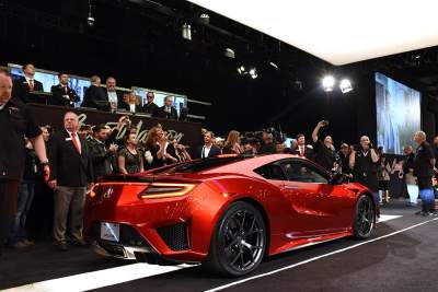 First production model of the Acura NSX fetches almost 10 times its book price