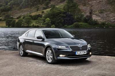 Skoda Superb qualifies as finalist for 2016 World Car of the Year