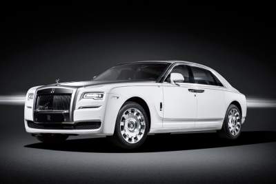 Rolls-Royce Motor Cars celebrates eternal love with bespoke car