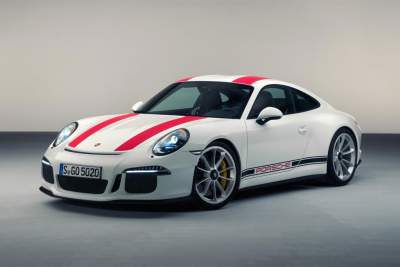 Porsche unveils the special edition 911 R