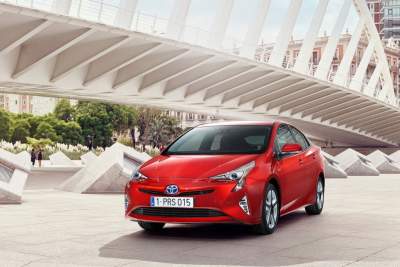 Toyota Prius earns 2016 IIHS Top Safety Pick+ awards