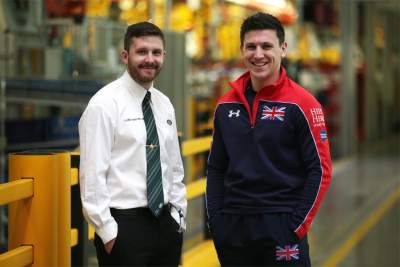 Jaguar Land Rover targets 1000 armed forces recruits by 2020