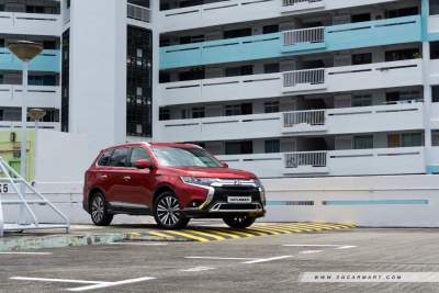 Drive big and live large with the Mitsubishi Outlander
