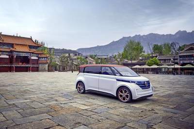 Volkswagen's 2016 CES show car tours China as an ambassador for e-mobility