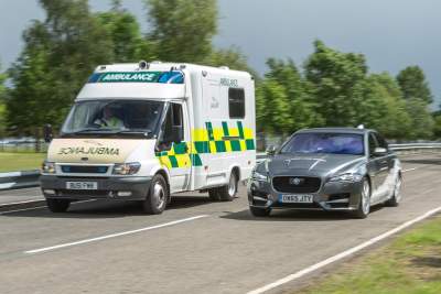 Jaguar Land Rover starts real-world tests of connected and autonomous technology