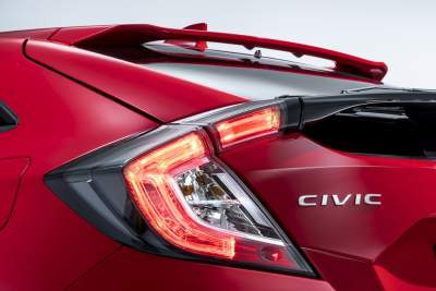 Civic Hatchback and Jazz Spotlight Edition to debut at Paris Motor Show