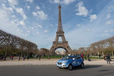 Hyundai Motor takes the next STEP with Paris' Fuel Cell taxi fleet