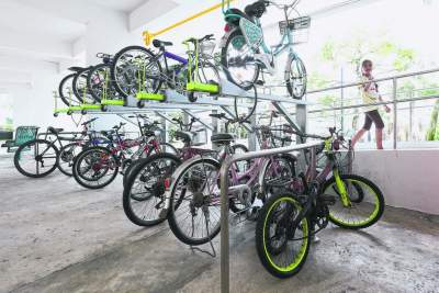 13 companies bid for bike-sharing programme