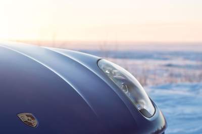 Porsche AG sets new sales record in 2016