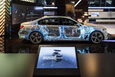 BMW Projection Mapping brings to life development process of the 7 Series Sedan