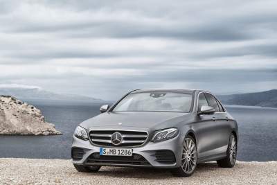 Daimler and Uber join forces to bring more self-driving vehicles on the road