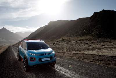 Citroen reveals the compact SUV C-Aircross Concept