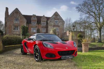 Less mass means more Lotus in the new Elise Sprint edition