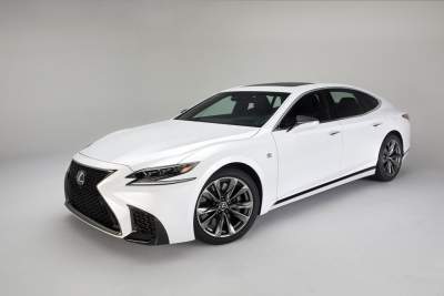 2018 Lexus LS500 F SPORT makes global debut at New York Auto Show