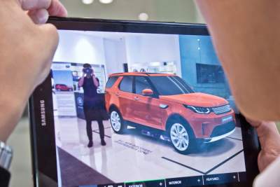 The all new Land Rover Discovery Virtual Reality Experience