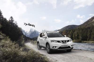 New Nissan X-Trail X-Scape with Parrot Bebop 2 drone for family adventures