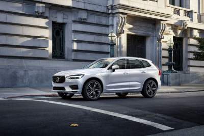 Volvo Cars partners with Google to build Android into connected cars
