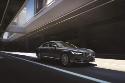 First China-built Volvo S90s arrive in Europe via groundbreaking rail link
