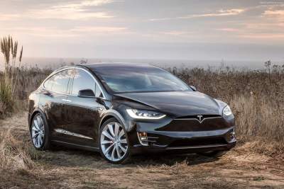Tesla Model X achieves five-star crash rating in every category