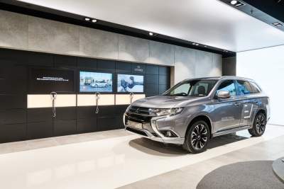 Mitsubishi partners the U.K.'s first multi-brand electric vehicle showroom