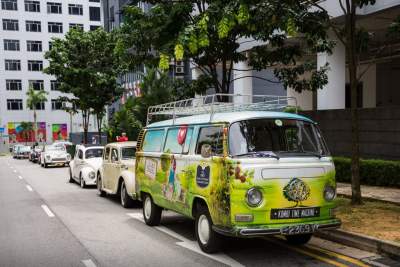 The Fullerton Hotel celebrates NDP with charity classic car drive