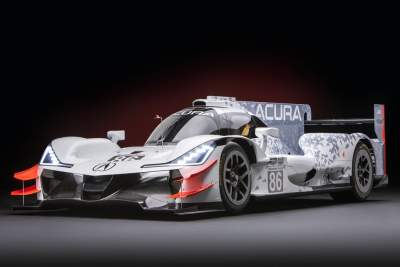 Acura reveals striking ARX-05 prototype race car in the U.S.A
