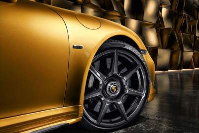 Braided carbon wheels for the Porsche 911 Turbo S Exclusive Series
