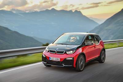 BMW presents the 2018 i3 and first ever i3s