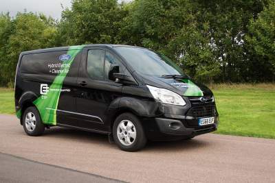 Ford Transit Custom PHEV makes dynamic debut ahead of fleet trial in the U.K.