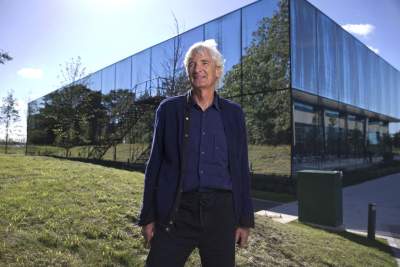 Dyson announces plans to launch battery electric vehicle by 2020