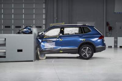 2018 Volkswagen Tiguan earns 2017 Top Safety Pick safety rating IIHS