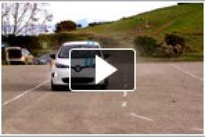Groupe Renault debuts a world-first in autonomous obstacle avoidance