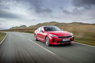 Stunning Kia Stinger gran turismo arrives in the U.K.