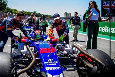 Scuderia Toro Rosso renews partnership with Casio for another two years