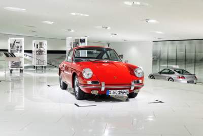 Porsche Museum showcases its oldest 911 for the first time