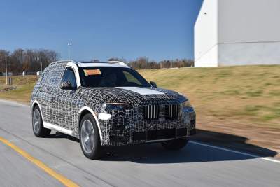 First BMW X7 pre-production models roll off the assembly line in the U.S.A