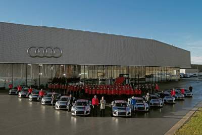 First customers acquire 12 new Audi R8 LMS GT4 race cars
