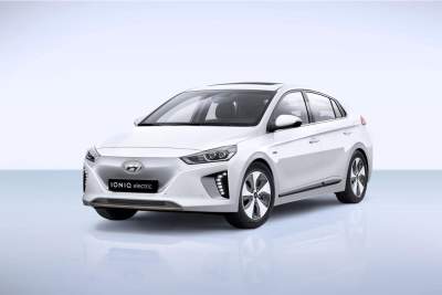Hyundai and Grab sign strategic partnership to expand mobility service