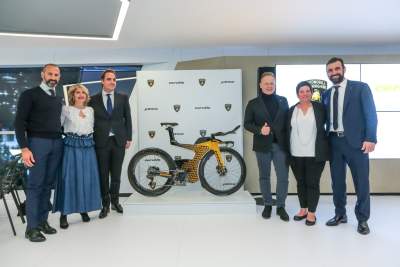 Lamborghini and Cervelo join forces on limited edition P5X triathlon bicycle
