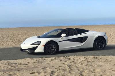 McLaren Automotive celebrates 5000th car milestone