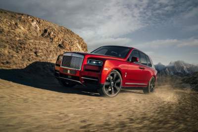 Rolls-Royce Cullinan redefines super-luxury travel