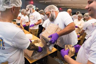 Volkswagen Group of America volunteers to feed 35,000 needy children