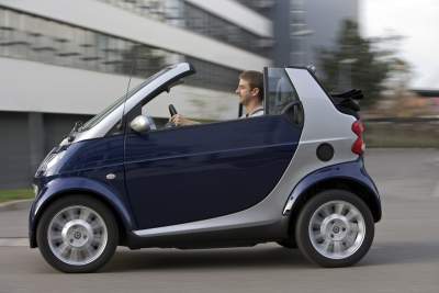 World premiere: smart fortwo with electric drive to start as a pilot project