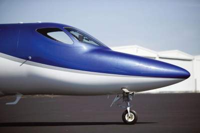 Honda to Begin Sales of Very Light Jet - "HondaJet"