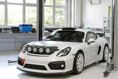 Porsche runs Cayman GT4 Clubsport as course car
