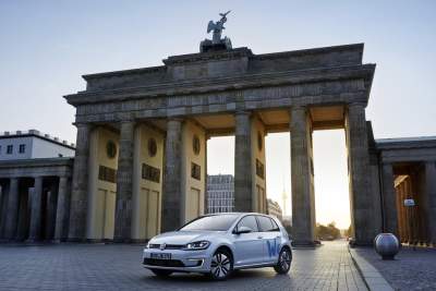Volkswagen starts all-electric car sharing in Berlin