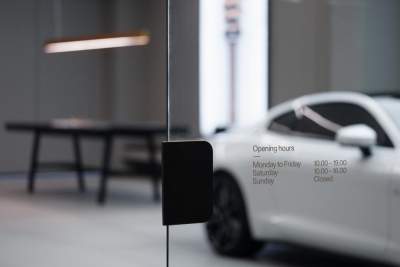 Polestar shows first details of new Polestar Space retail lab