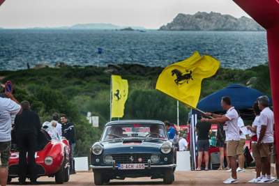 2018 Cavalcade Classiche brings timeless charm of Ferrari to Sardinia
